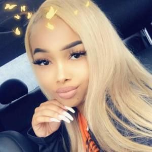 Meet your Posher, Marlaina